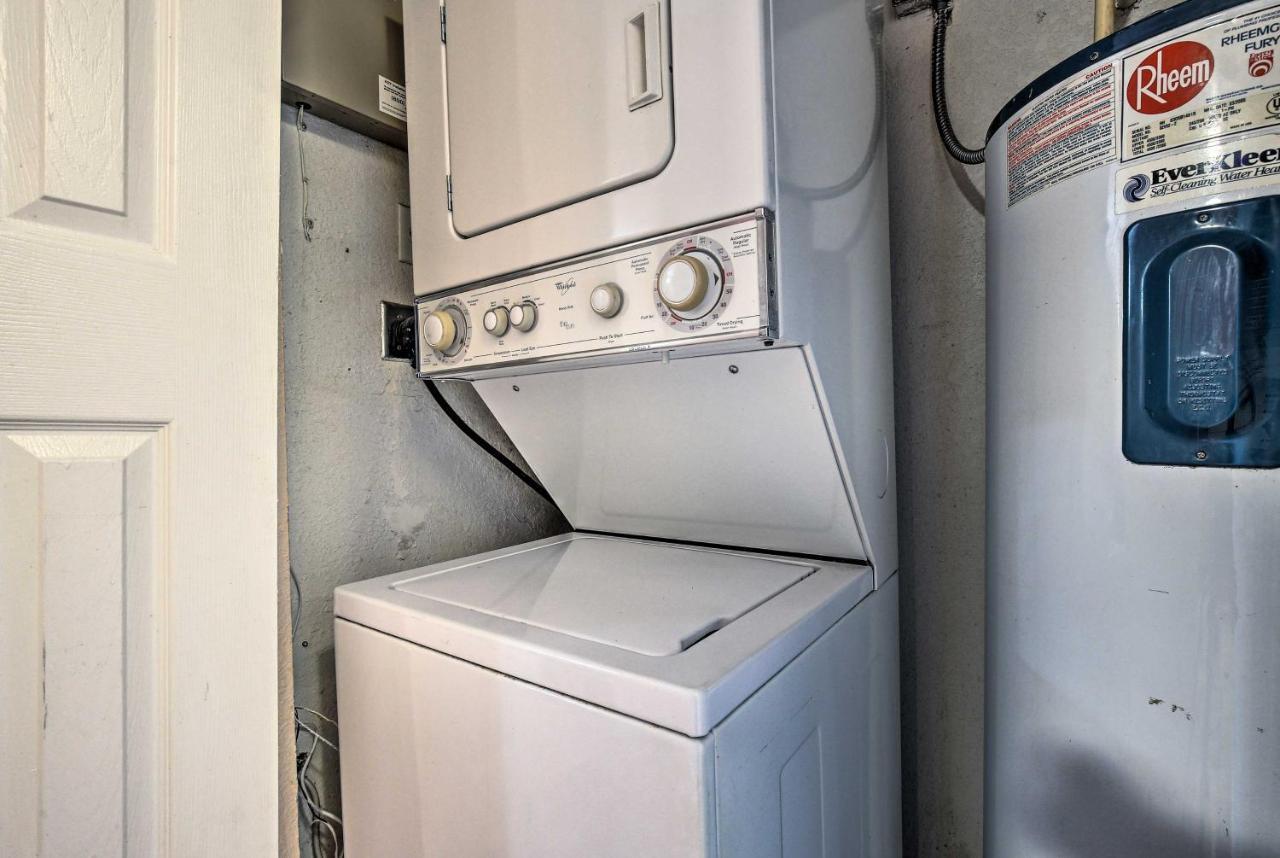 Opa-Locka Townhome, 15 Mi To Miami Beach! Εξωτερικό φωτογραφία