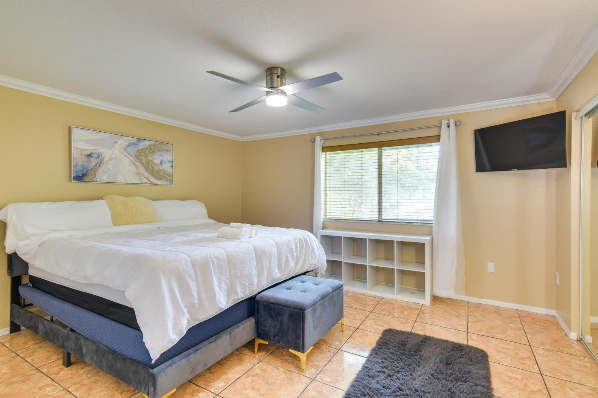 Opa-Locka Townhome, 15 Mi To Miami Beach! Εξωτερικό φωτογραφία