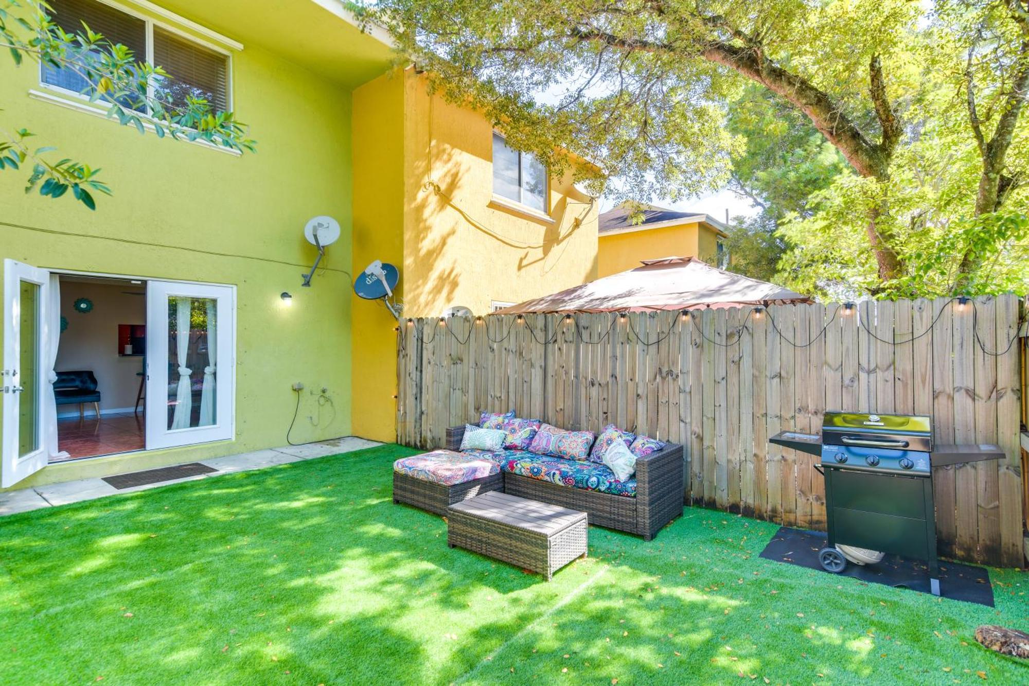 Opa-Locka Townhome, 15 Mi To Miami Beach! Εξωτερικό φωτογραφία